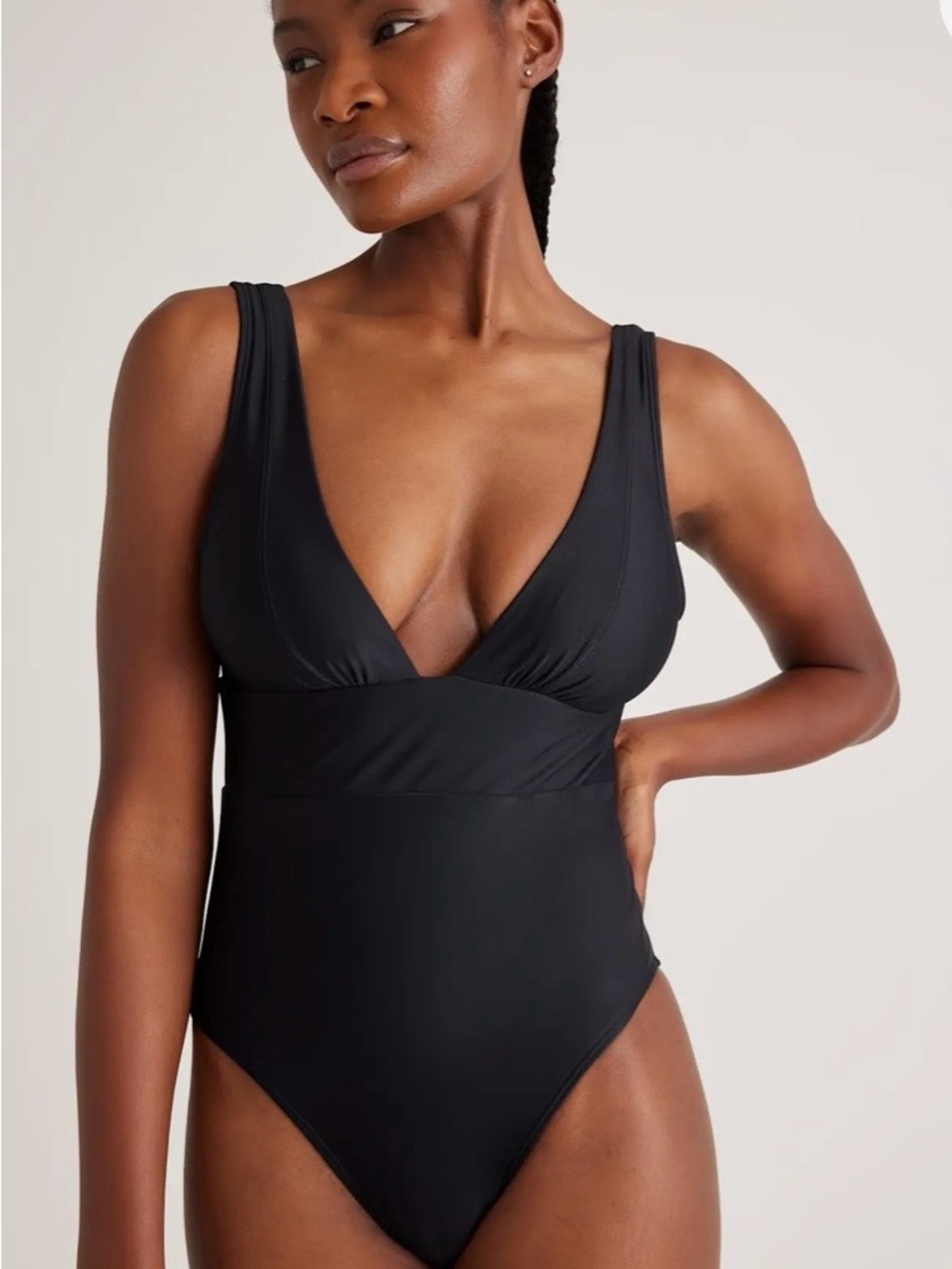 Quince Italian Plunge One-Piece Swimsuit - Black